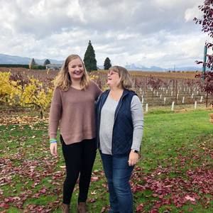 Meet your Posher, Caitlin